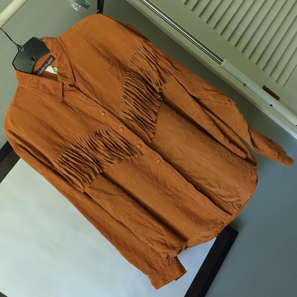 Tops - VTG fringe shirt.